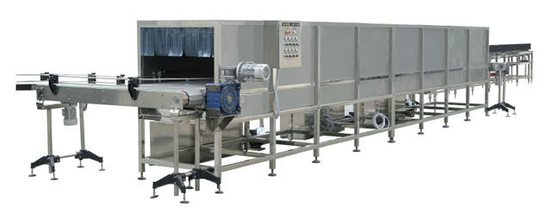 La máquina automática 15000BHP del relleno en caliente del agua del sabor integró la caja fuerte