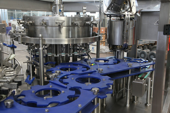 La cola/carbonató la maquinaria de cristal del embotellado de la máquina de rellenar del refresco